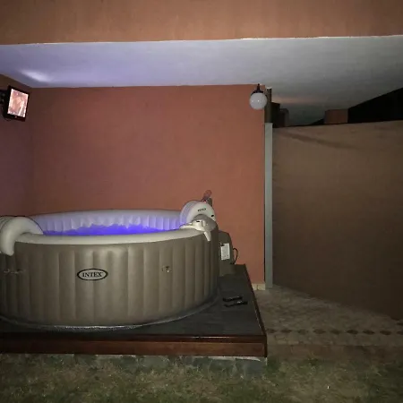 La Casa Di Oscar קררה